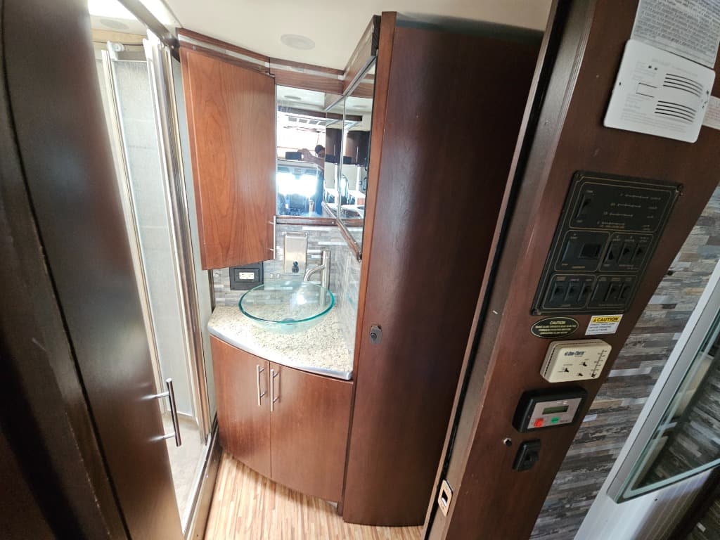 2009 Coachmen 2009 Coachmen Prism - thumbnail 31