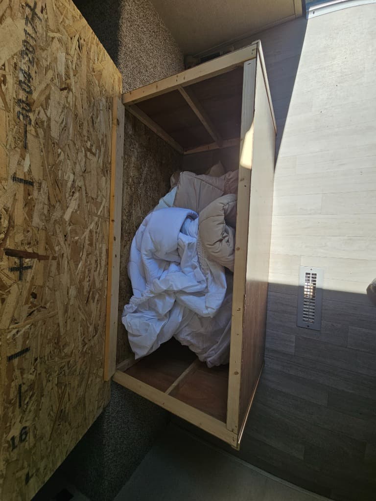 2018 Dutchmen 2018 Dutchmen Coleman Lantern - thumbnail 10