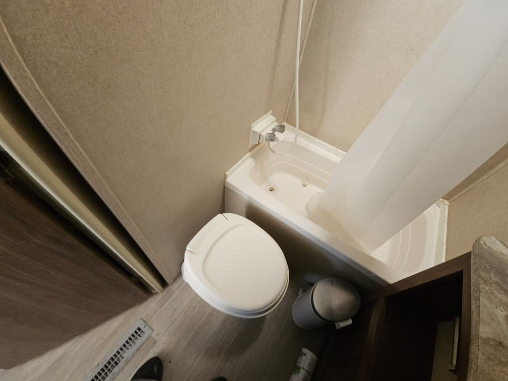 2018 Dutchmen 2018 Dutchmen Coleman Lantern - thumbnail 27