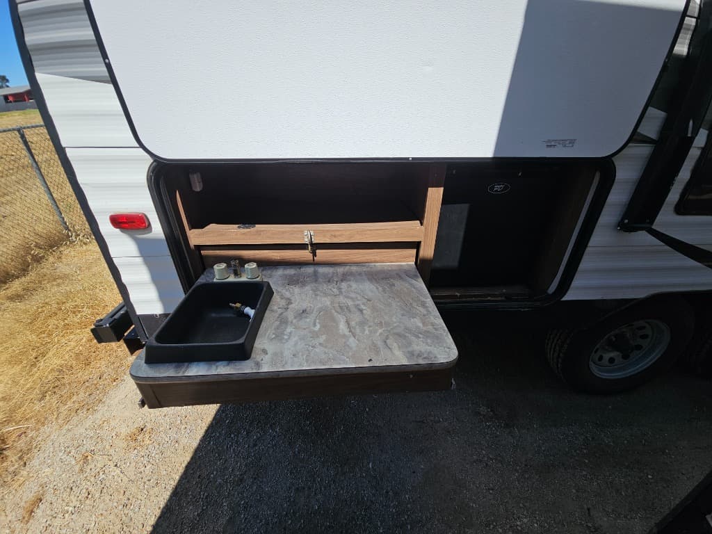 2018 Dutchmen 2018 Dutchmen Coleman Lantern - thumbnail 39