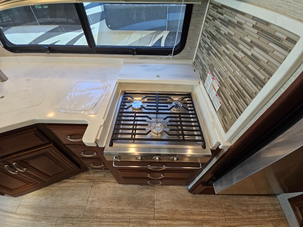 2019 Forest River 2019 Forest River Legacy SR - thumbnail 21