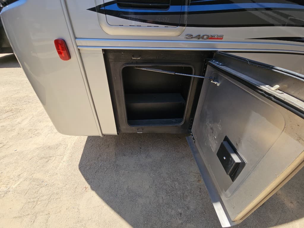 2019 Forest River 2019 Forest River Legacy SR - thumbnail 64