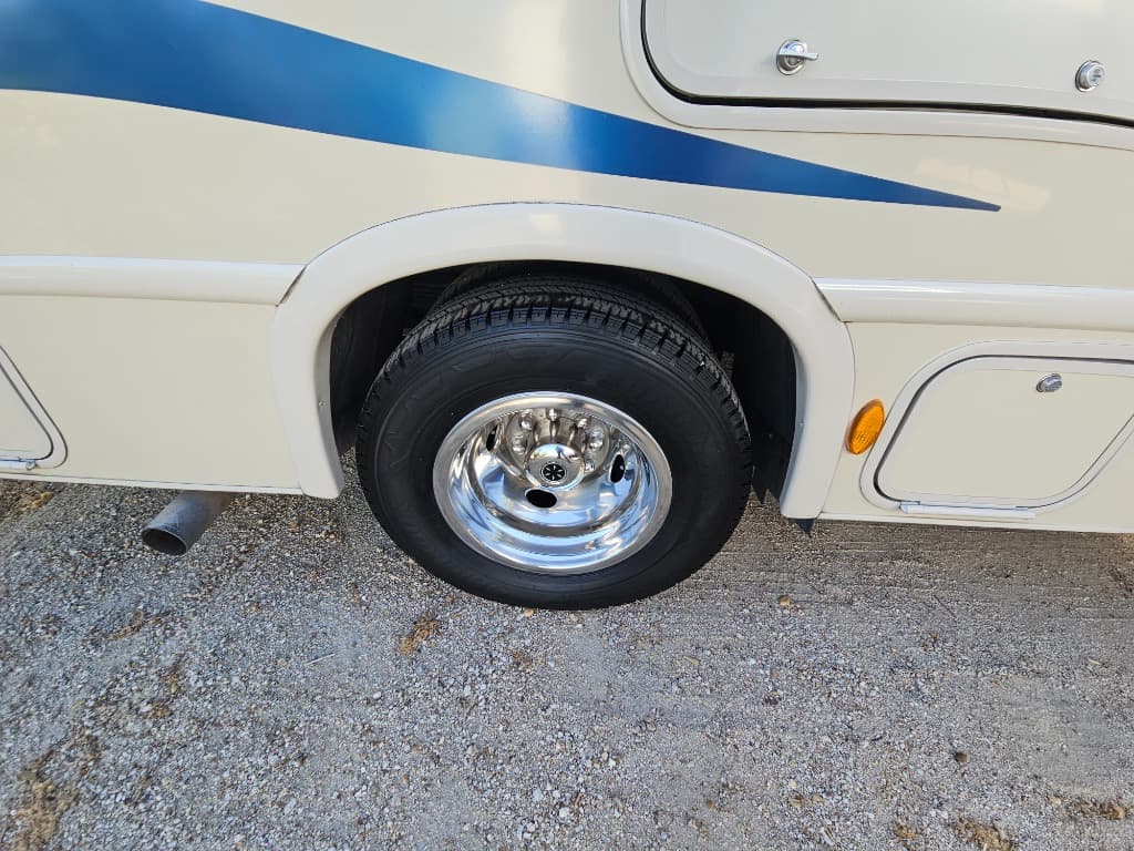 2019 Thor Motor Coach 2019 Thor Motor Coach Outlaw - thumbnail 25