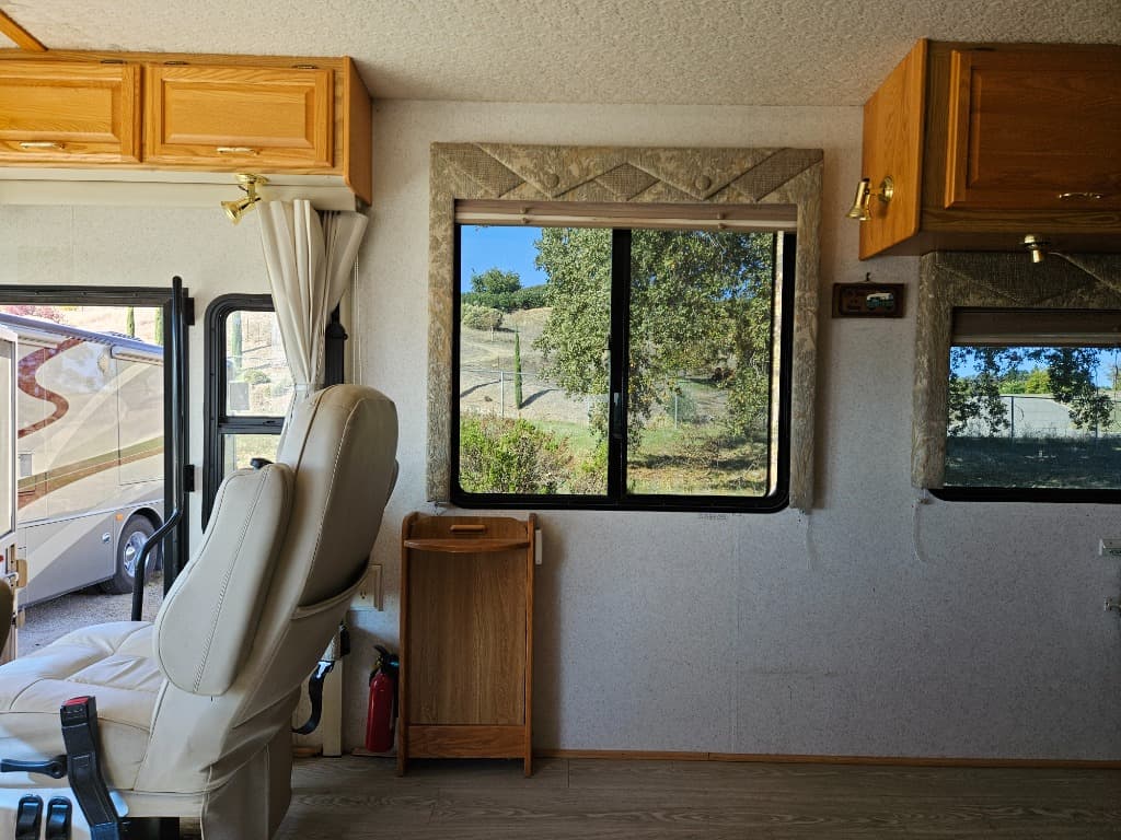 2003 Winnebago 2003 Winnebago Journey - thumbnail 13