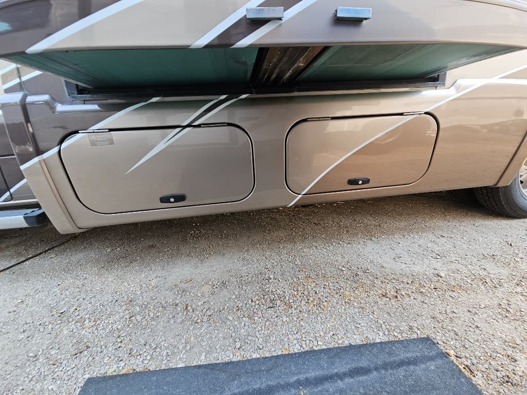 2011 Winnebago 2011 Winnebago View Profile - thumbnail 20