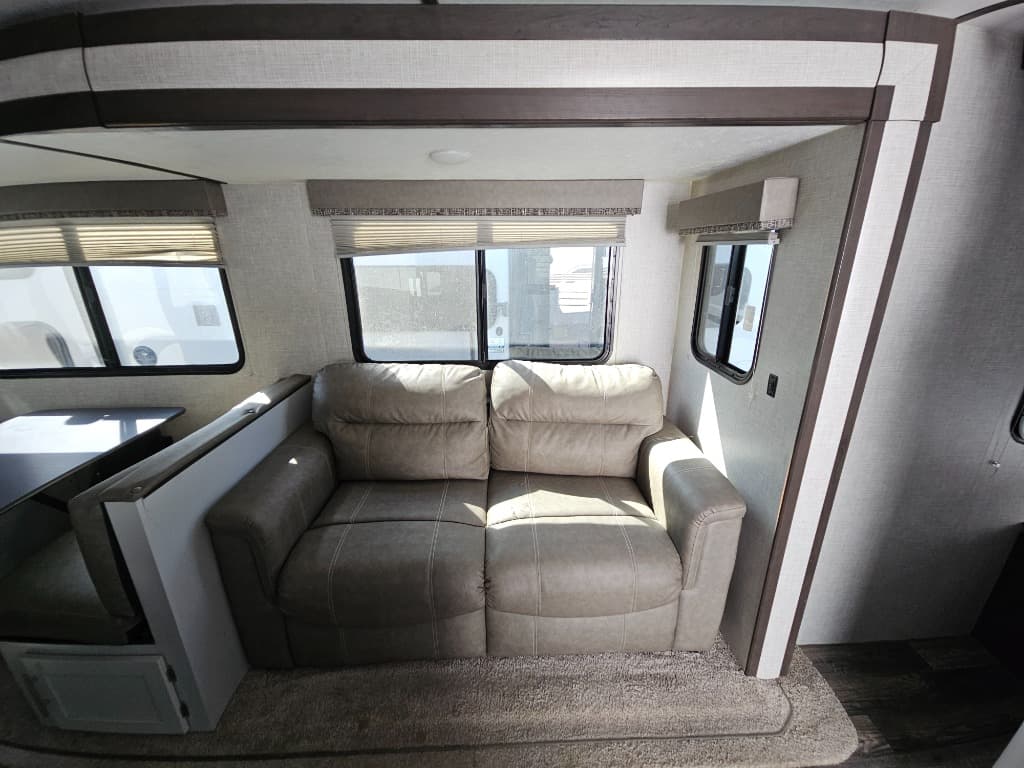 2020 Keystone RV 2020 Keystone RV Bullet - thumbnail 18