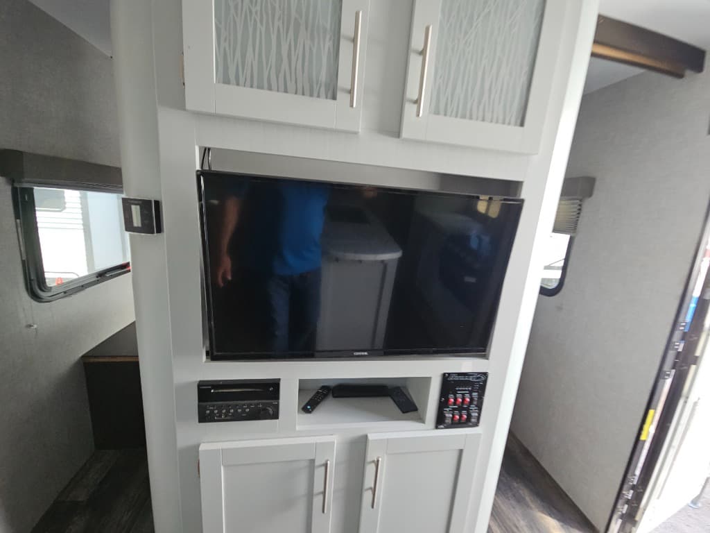 2020 Keystone RV 2020 Keystone RV Bullet - thumbnail 25