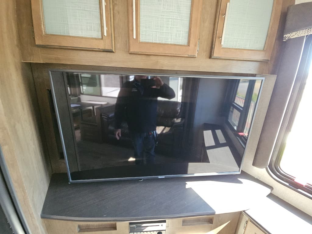 2018 Keystone RV 2018 Keystone RV Cougar Half-Ton  - thumbnail 16