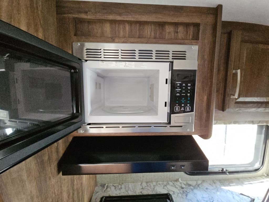 2018 Keystone RV 2018 Keystone RV Cougar Half-Ton - thumbnail 11