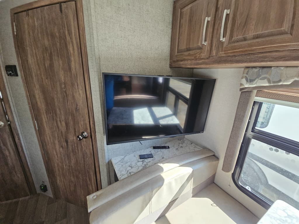2018 Keystone RV 2018 Keystone RV Cougar Half-Ton - thumbnail 28