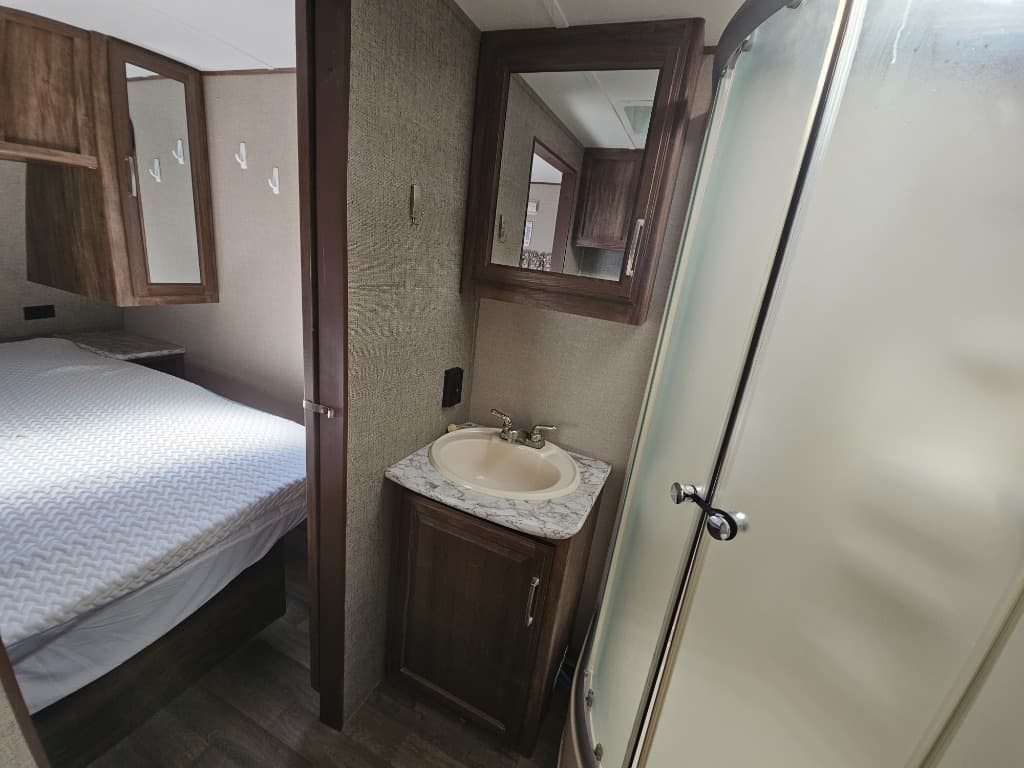 2018 Keystone RV 2018 Keystone RV Cougar Half-Ton - thumbnail 31