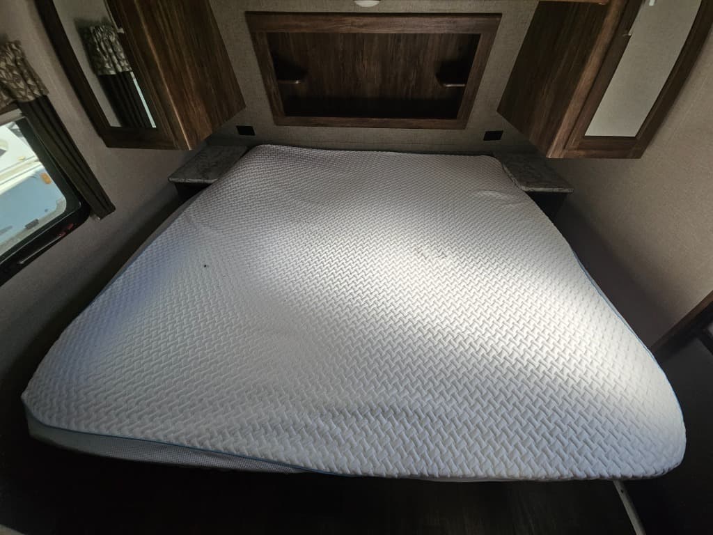 2018 Keystone RV 2018 Keystone RV Cougar Half-Ton - thumbnail 40