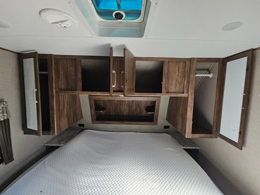 2018 Keystone RV 2018 Keystone RV Cougar Half-Ton - thumbnail 42