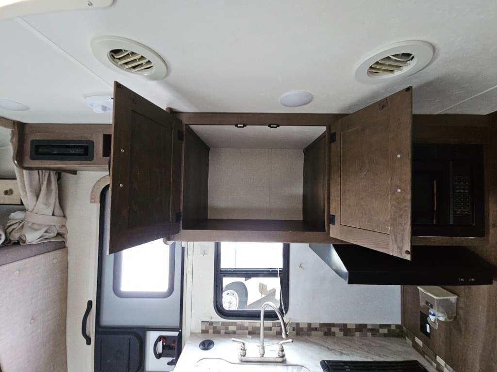 2018 Coachmen 2018 Coachmen Prism - thumbnail 29