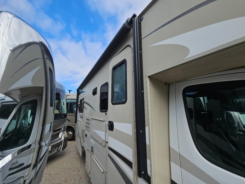 2018 Coachmen 2018 Coachmen Prism - thumbnail 45