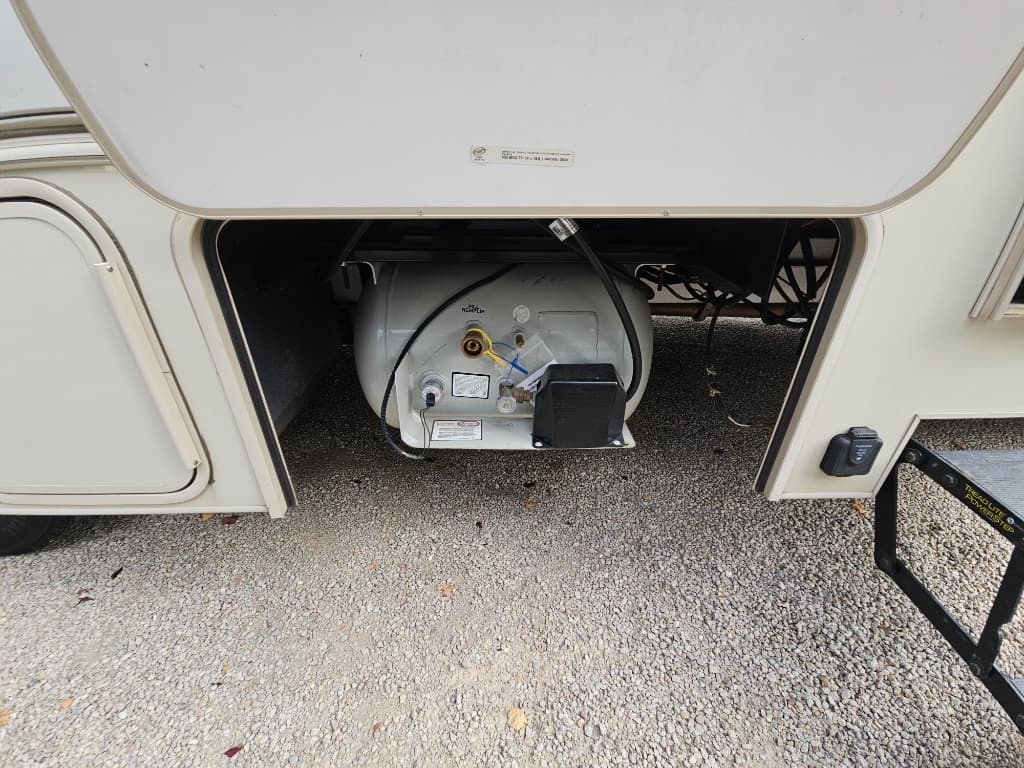 2018 Coachmen 2018 Coachmen Prism - thumbnail 47