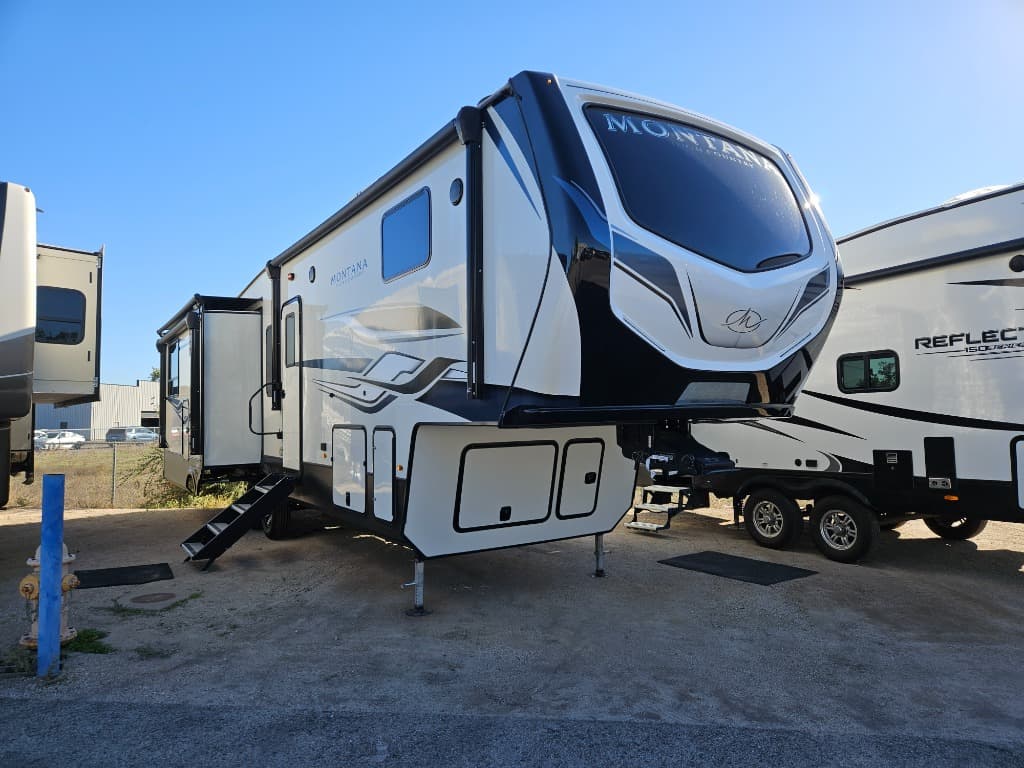 2023 Keystone RV Montana High Country 311RD