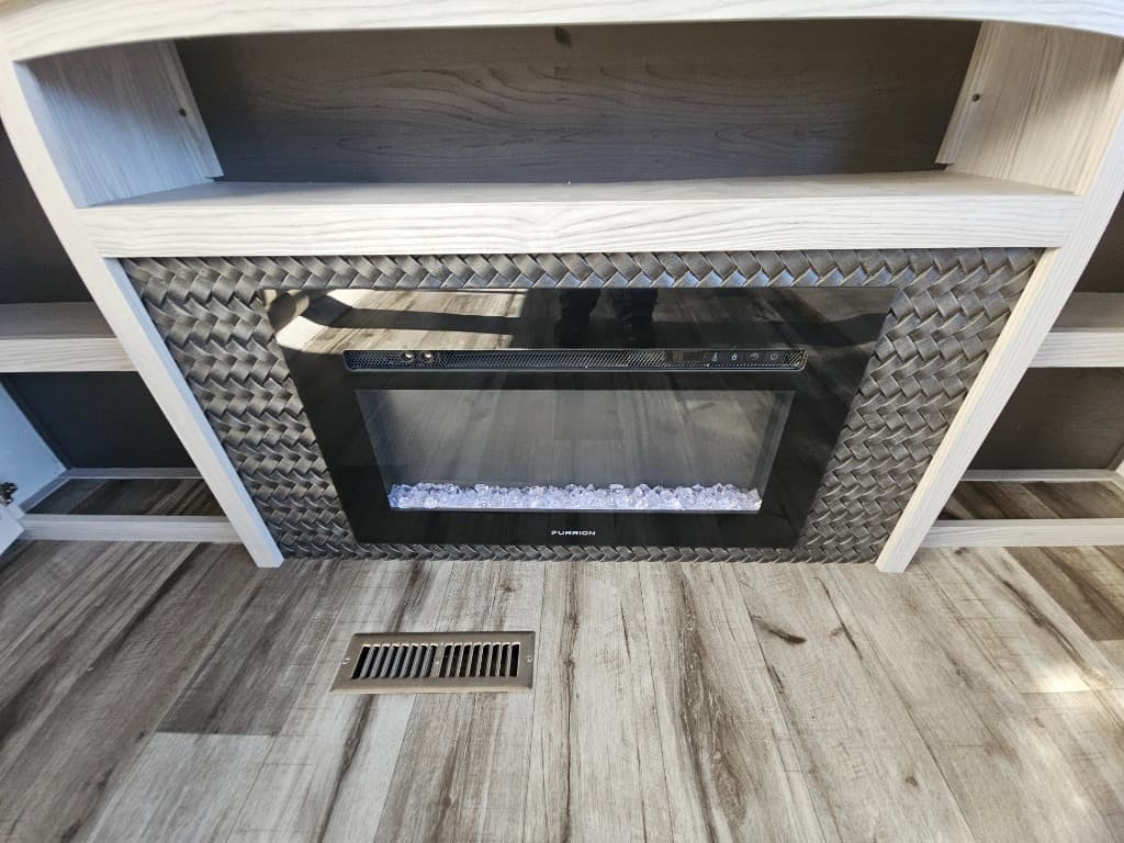 2023 Keystone RV 2023 Keystone RV Montana High Country - thumbnail 16