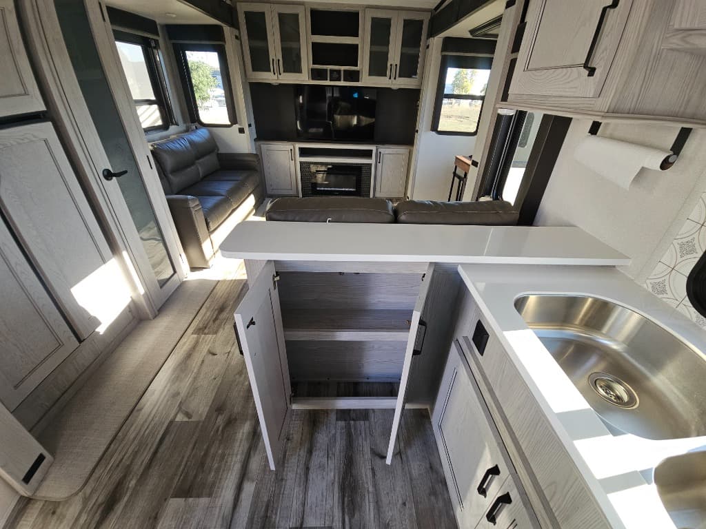 2023 Keystone RV 2023 Keystone RV Montana High Country - thumbnail 22