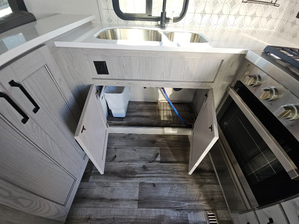 2023 Keystone RV 2023 Keystone RV Montana High Country - thumbnail 26