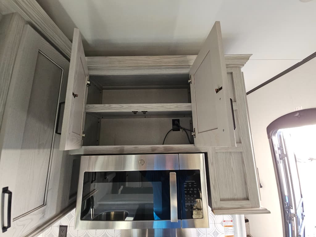 2023 Keystone RV 2023 Keystone RV Montana High Country - thumbnail 28