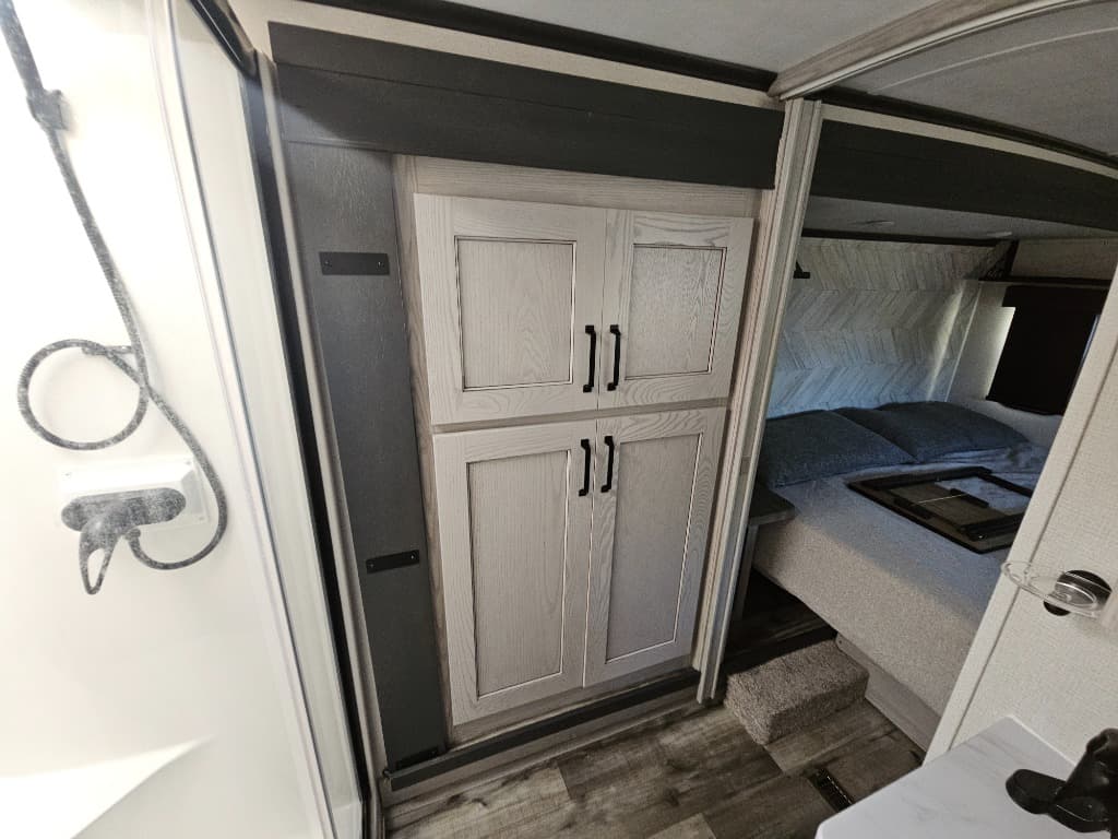 2023 Keystone RV 2023 Keystone RV Montana High Country - thumbnail 39