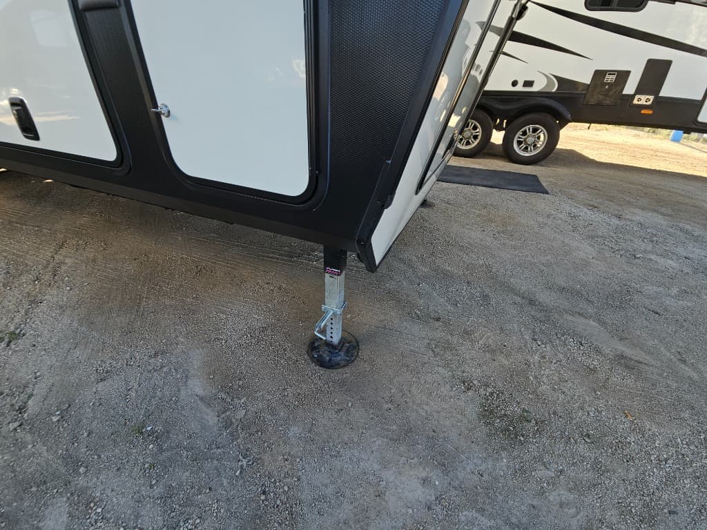 2023 Keystone RV 2023 Keystone RV Montana High Country - thumbnail 51