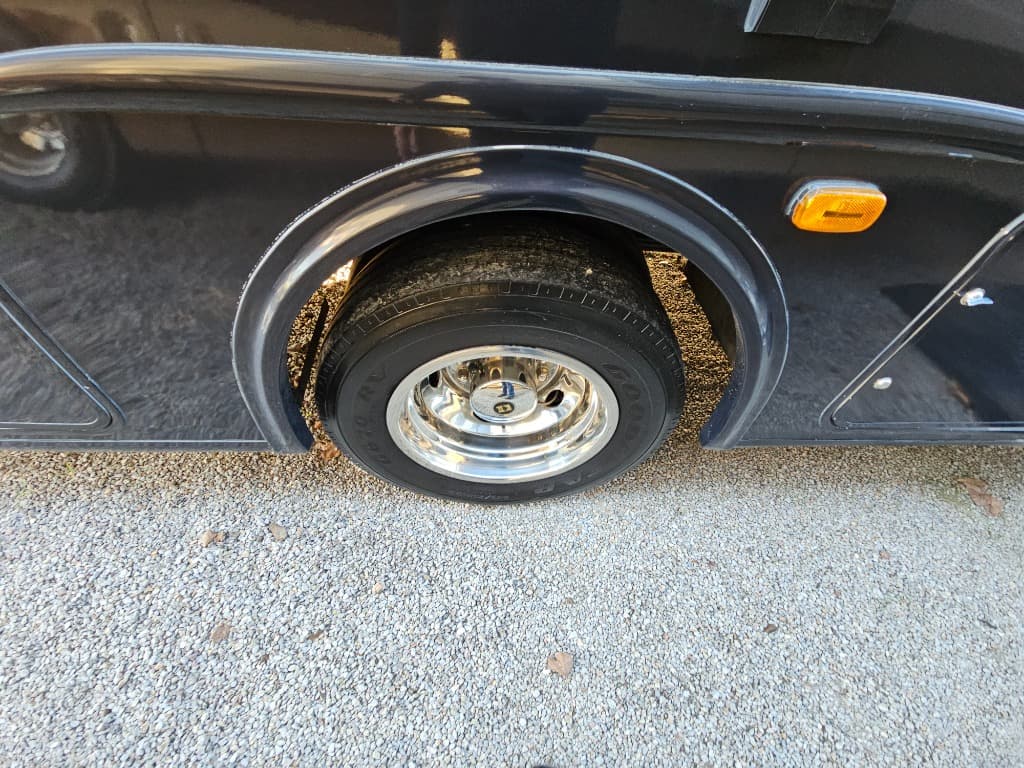 2014 Thor Motor Coach 2014 Thor Motor Coach Hurricane - thumbnail 18