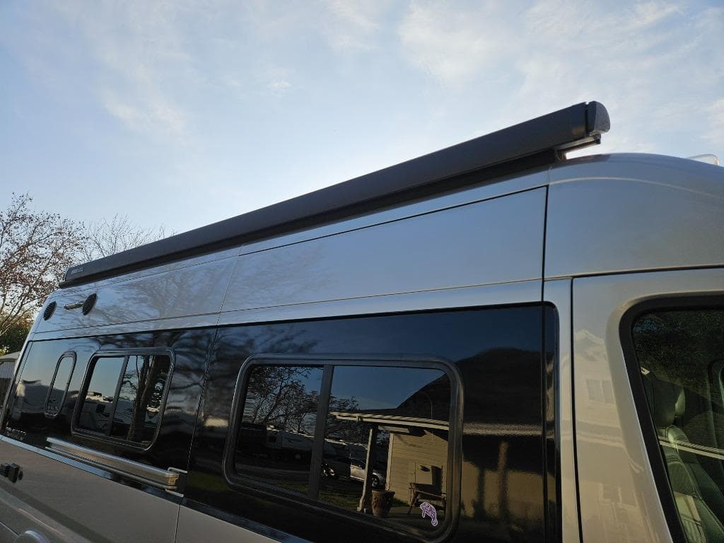 2019 Winnebago 2019 Winnebago Travato - thumbnail 31