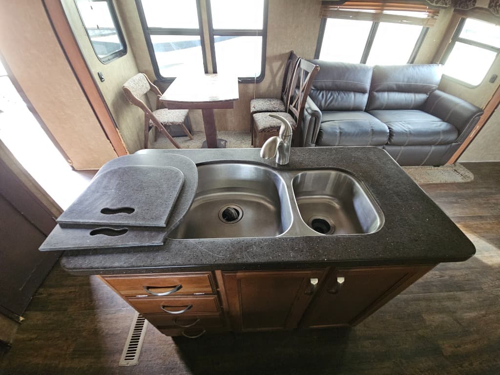 2016 KZ RV 2016 KZ RV Durango - thumbnail 26