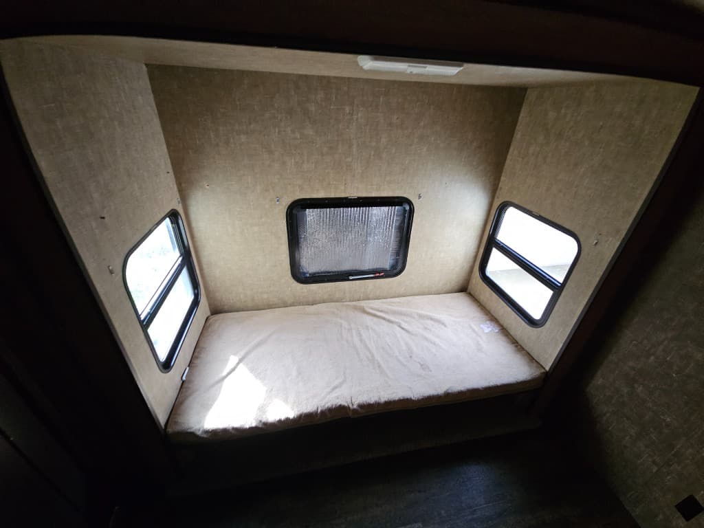 2016 KZ RV 2016 KZ RV Durango - thumbnail 28