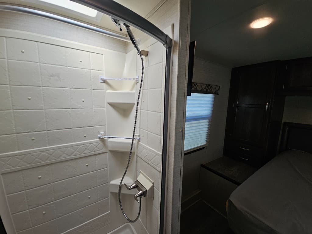 2018 Jayco 2018 Jayco Redhawk - thumbnail 32