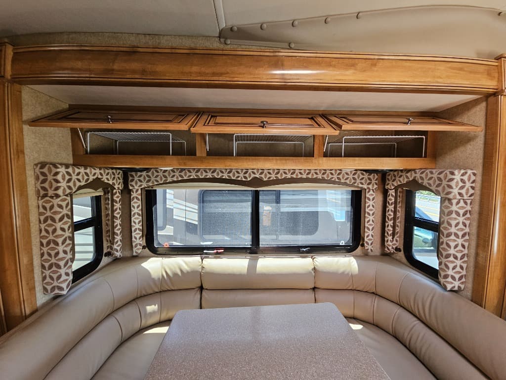 2016 Thor Motor Coach 2016 Thor Motor Coach Siesta Sprinter - thumbnail 10