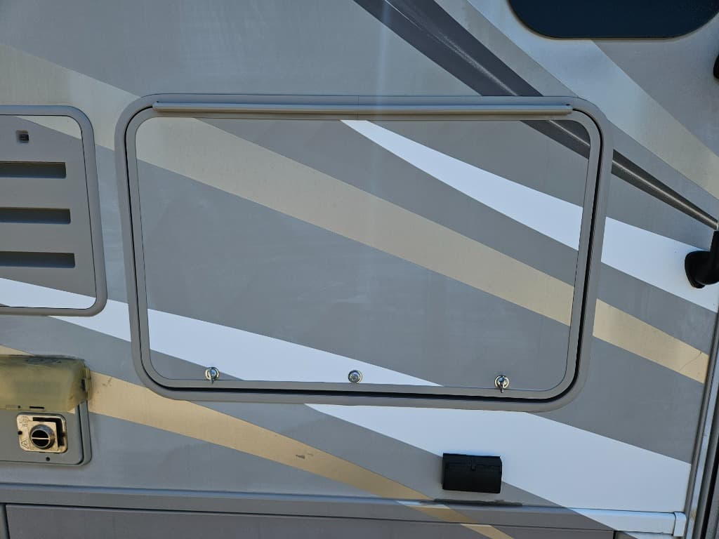 2016 Thor Motor Coach 2016 Thor Motor Coach Siesta Sprinter - thumbnail 42