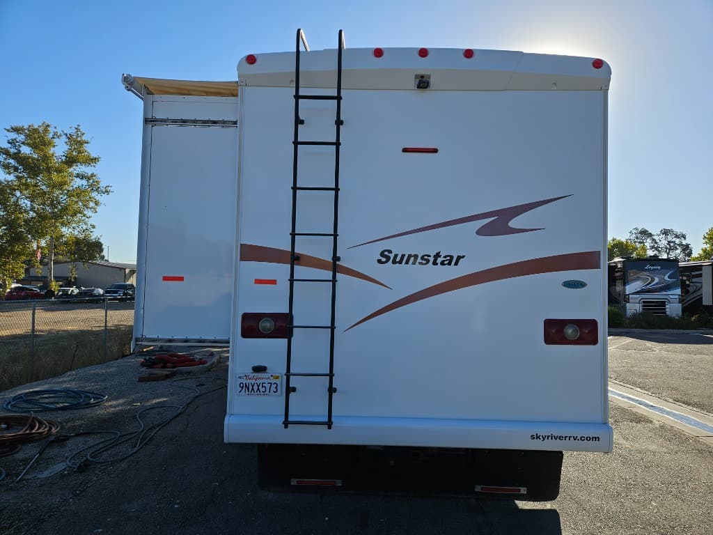 2014 Itasca 2014 Itasca Sunstar - thumbnail 3