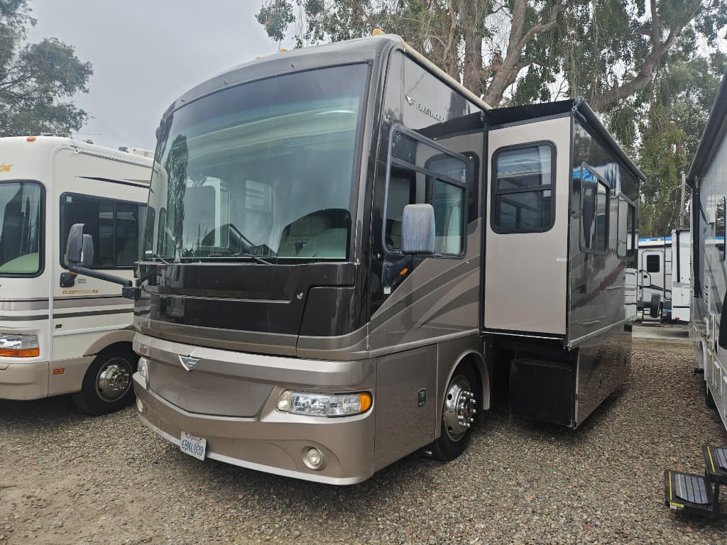 2008 Fleetwood RV 2008 Fleetwood RV Expedition - thumbnail 3