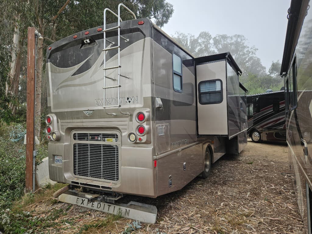 2008 Fleetwood RV 2008 Fleetwood RV Expedition - thumbnail 4