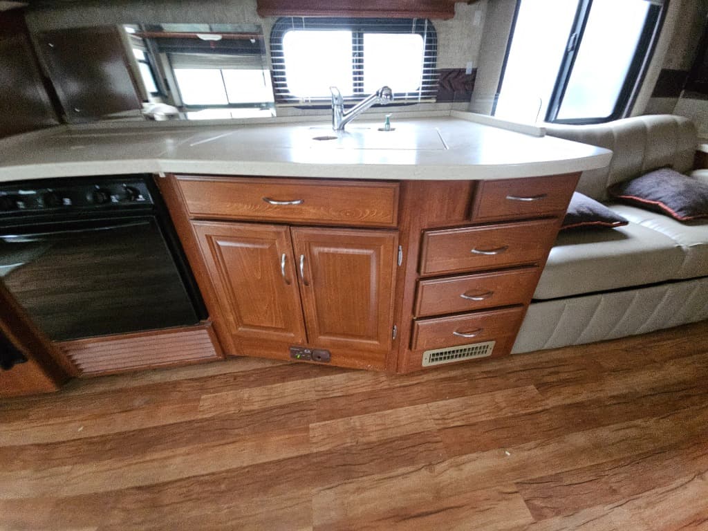 2008 Fleetwood RV 2008 Fleetwood RV Expedition - thumbnail 21