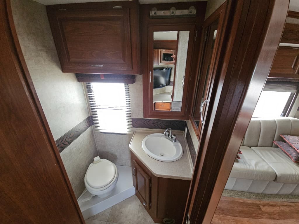 2008 Fleetwood RV 2008 Fleetwood RV Expedition - thumbnail 27