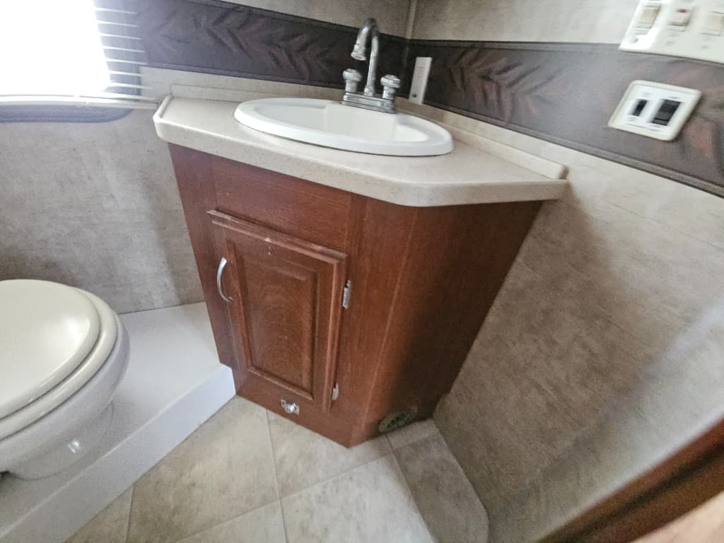 2008 Fleetwood RV 2008 Fleetwood RV Expedition - thumbnail 31