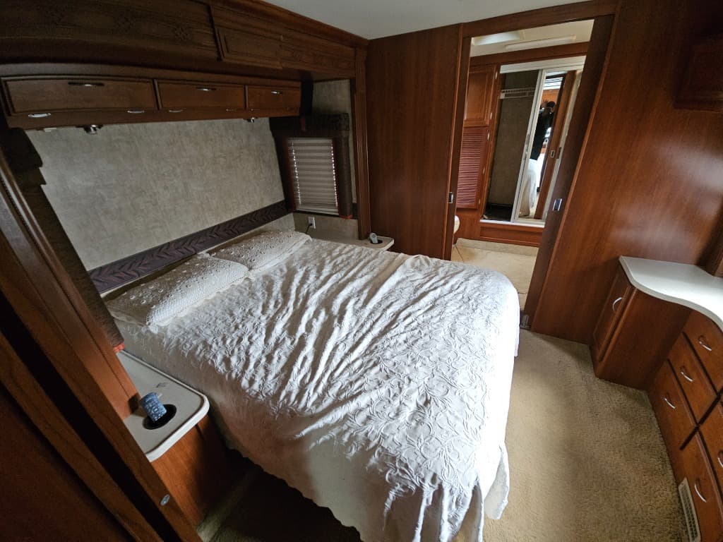 2008 Fleetwood RV 2008 Fleetwood RV Expedition - thumbnail 32