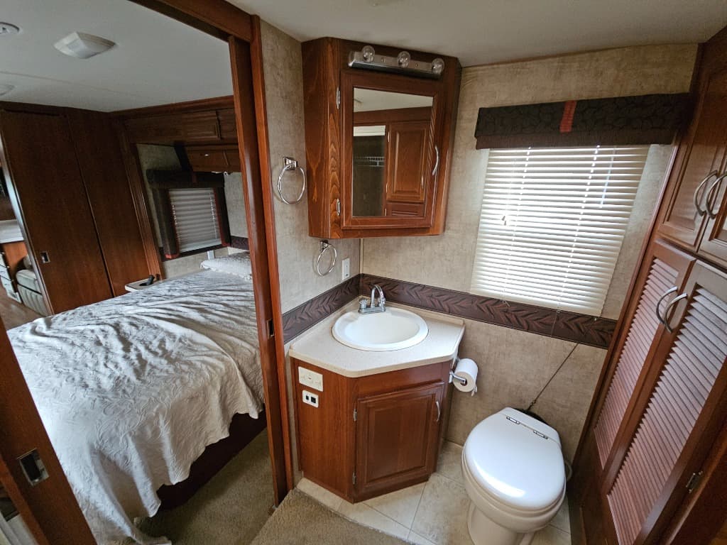 2008 Fleetwood RV 2008 Fleetwood RV Expedition - thumbnail 38