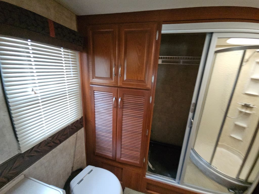 2008 Fleetwood RV 2008 Fleetwood RV Expedition - thumbnail 40