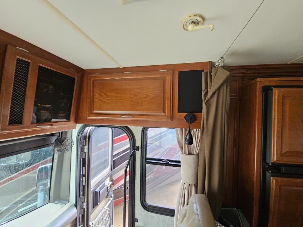 2008 Fleetwood RV 2008 Fleetwood RV Expedition - thumbnail 49