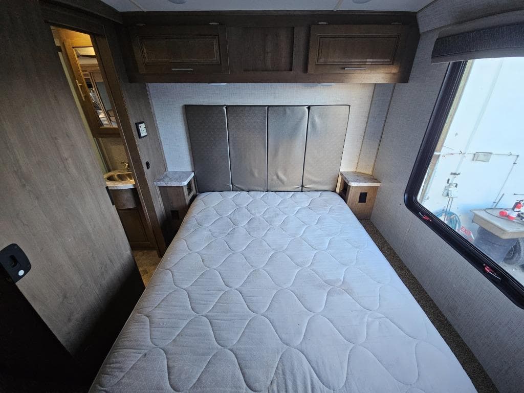 2019 Forest River RV 2019 Forest River RV Georgetown 3 Series - thumbnail 32