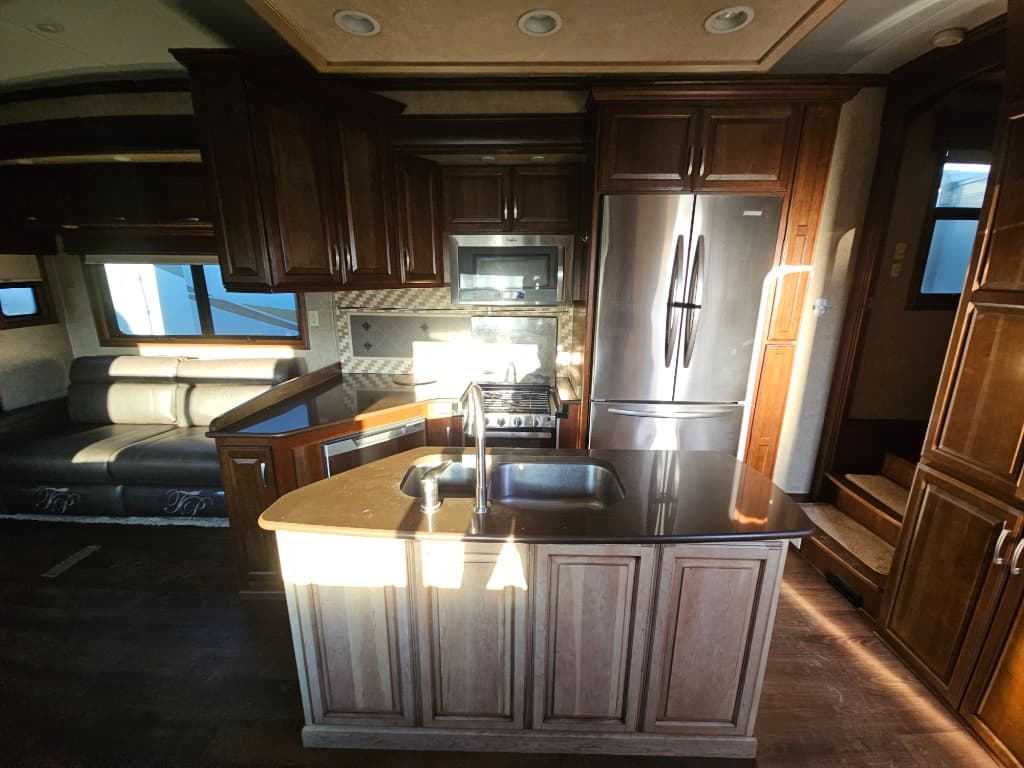 2016 DRV 2016 DRV Mobile Suites Estates - thumbnail 19