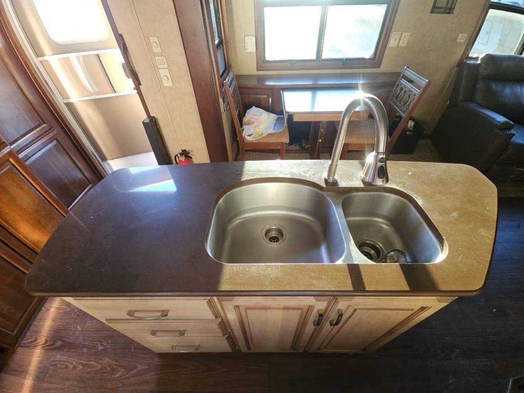 2016 DRV 2016 DRV Mobile Suites Estates - thumbnail 28