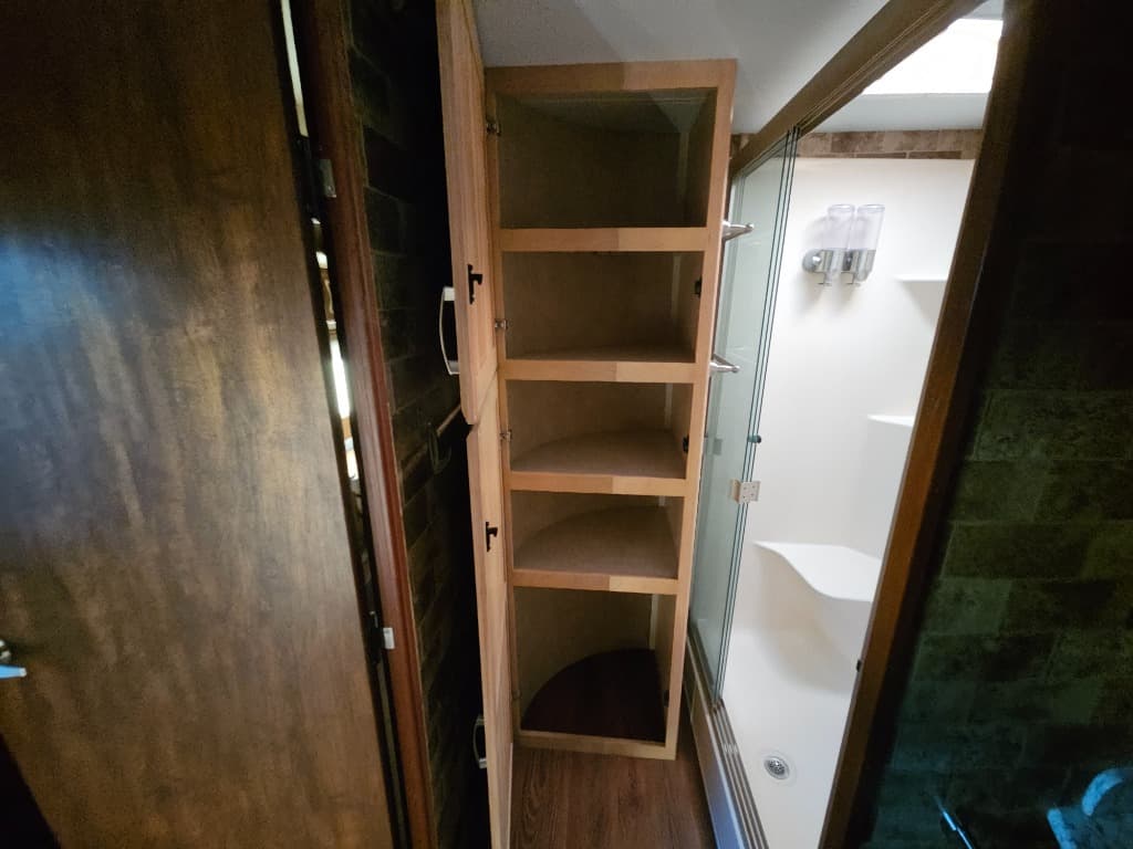 2016 DRV 2016 DRV Mobile Suites Estates - thumbnail 34