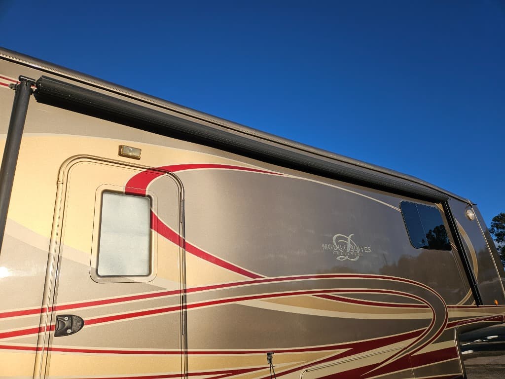 2016 DRV 2016 DRV Mobile Suites Estates - thumbnail 57