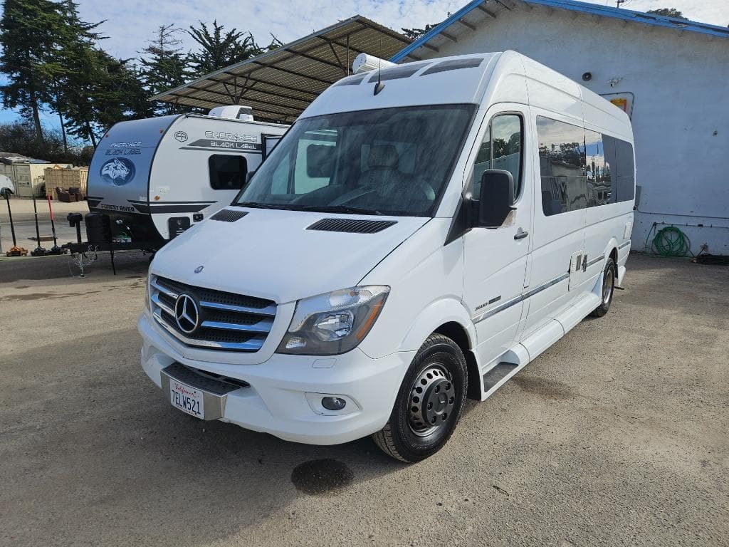 2014 Roadtrek 2014 Roadtrek Adventurous - thumbnail 5